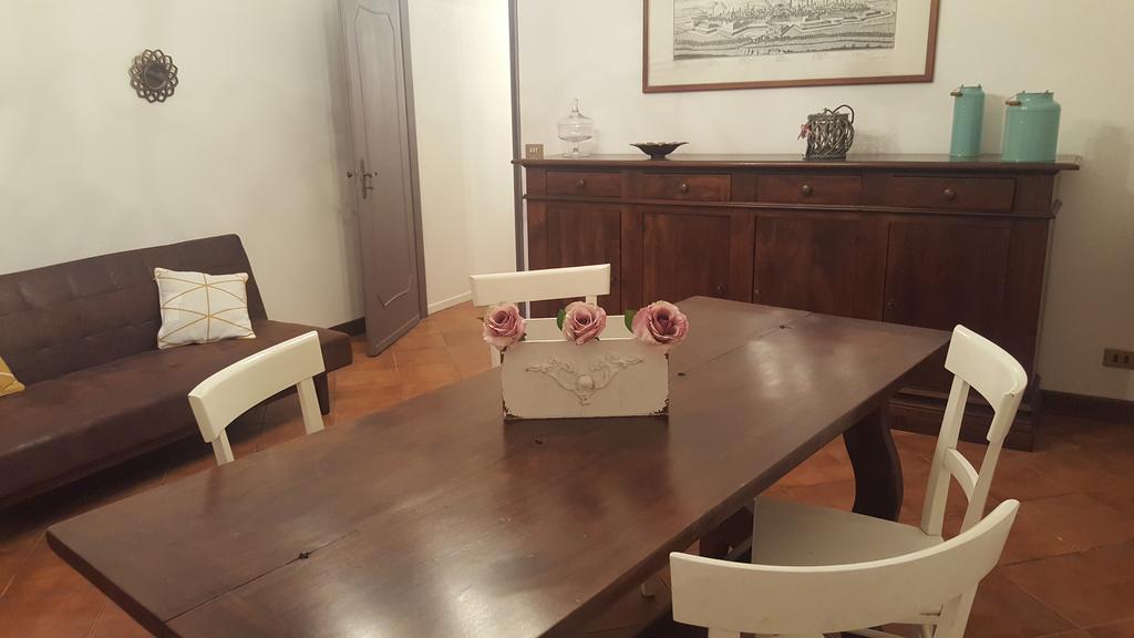 Apartment Granny's House Lucca